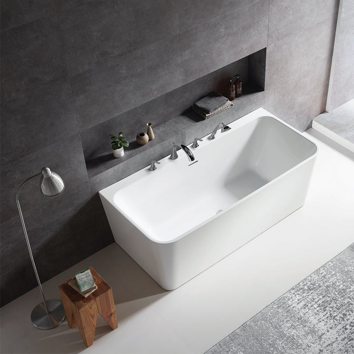 Vinnova Dashiel 67" x 31.5" Soaking Bathtub