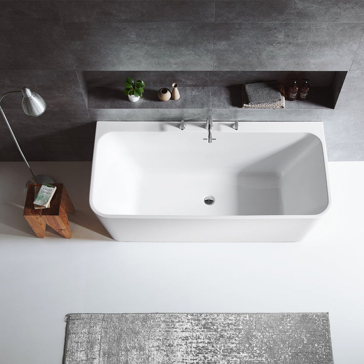 Vinnova Dashiel 67" x 31.5" Soaking Bathtub