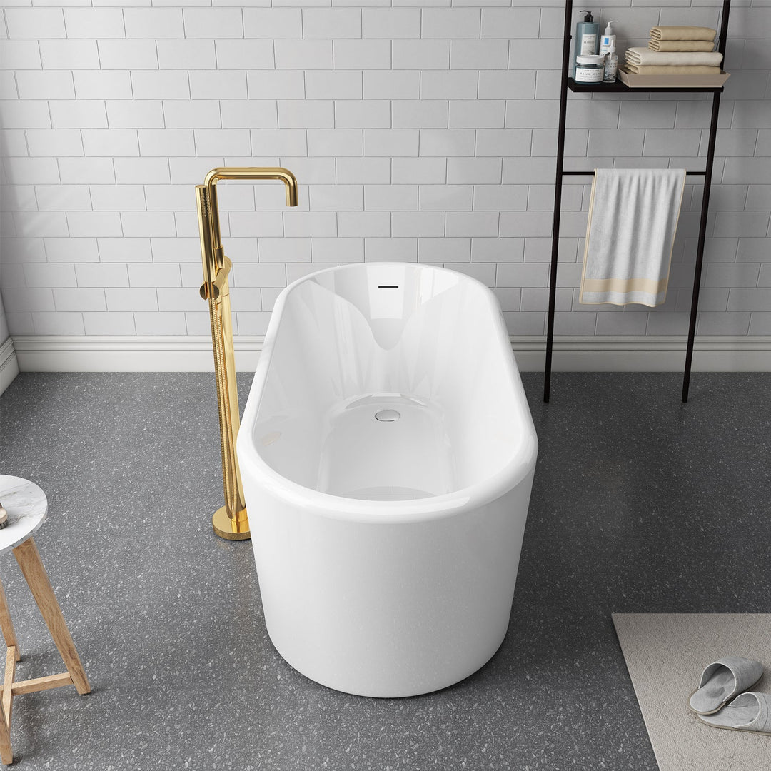 Vinnova Caserta 67" x 27.6" Soaking Bathtub
