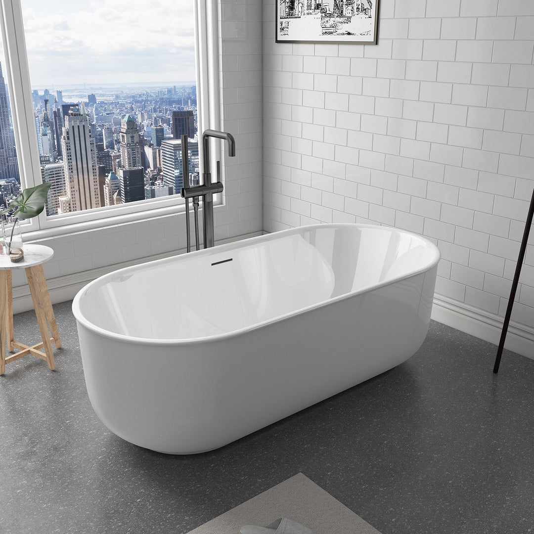 Vinnova Nuoro 67" x 31.5" Soaking Bathtub