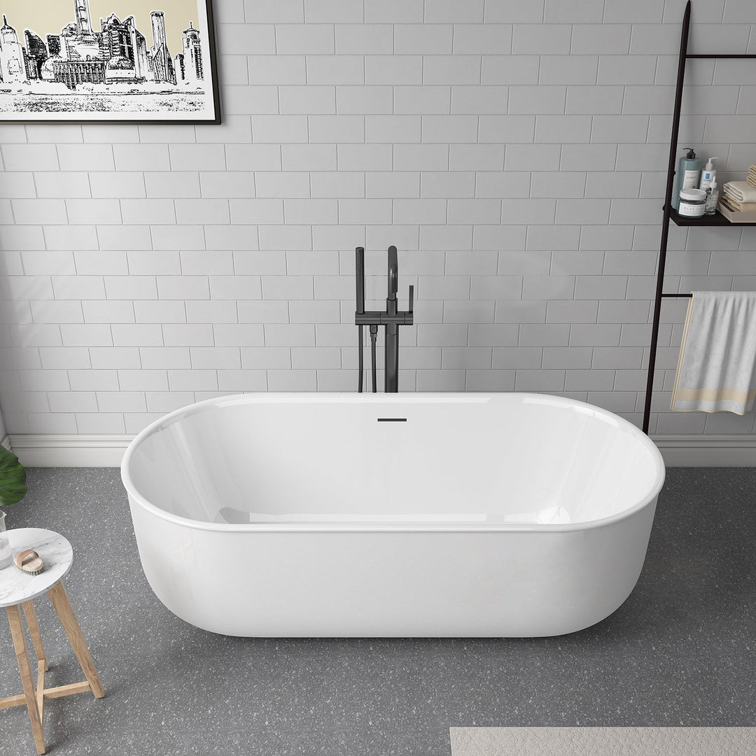 Vinnova Nuoro 67" x 31.5" Soaking Bathtub